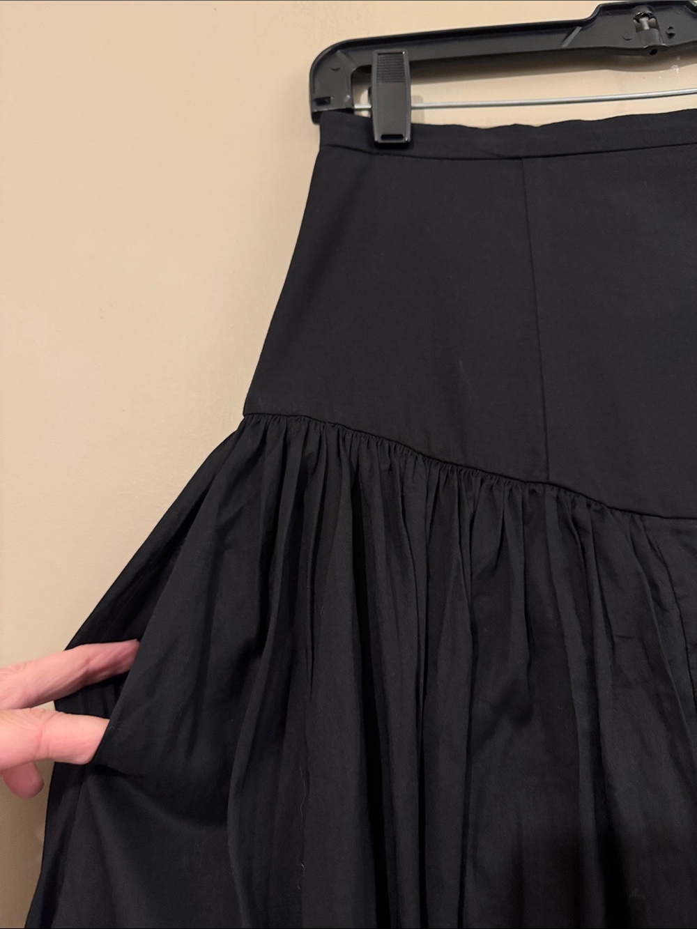 NWOT- Bardot Amorette Cotton Maxi Skirt in Black, size Small - Picture 9 of 12